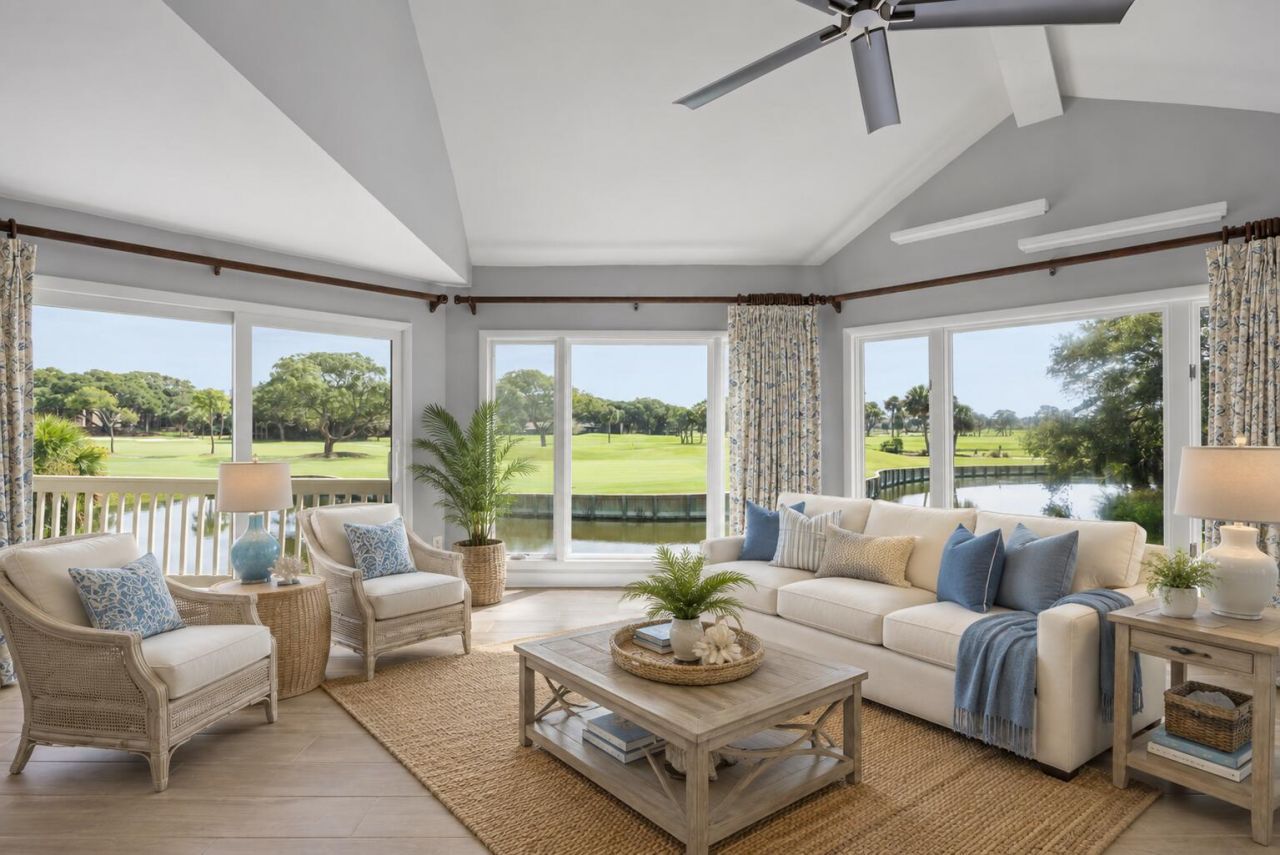 727 Spinnaker Beachhouse Court Photo 14