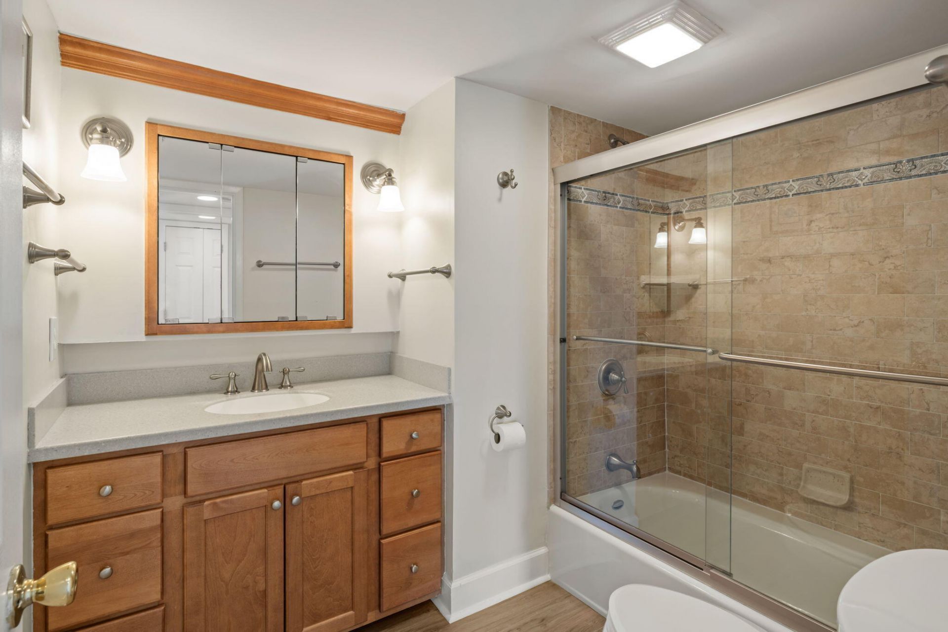 727 Spinnaker Beachhouse Court Photo 23