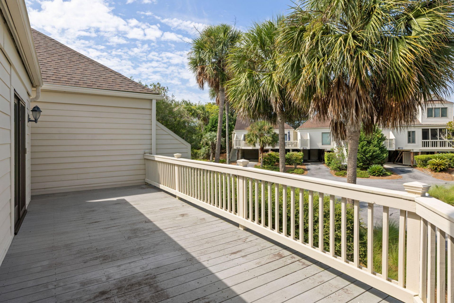 727 Spinnaker Beachhouse Court Photo 33