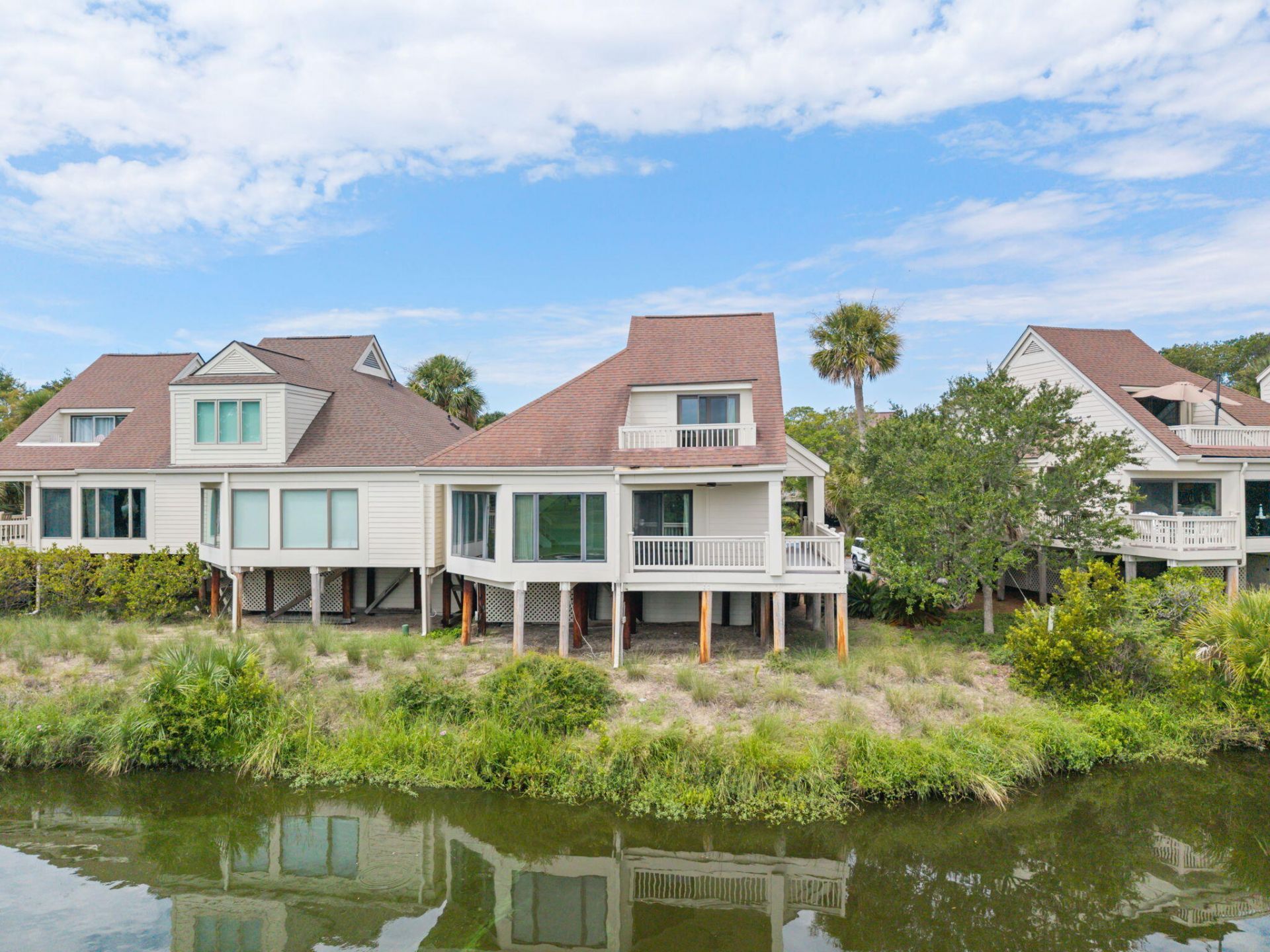 727 Spinnaker Beachhouse Court Photo 39