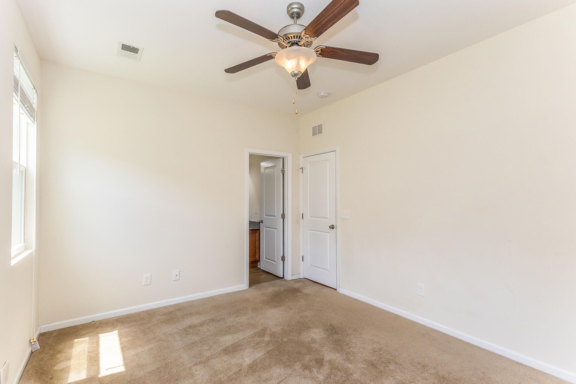 380 Flyway Road Photo 10