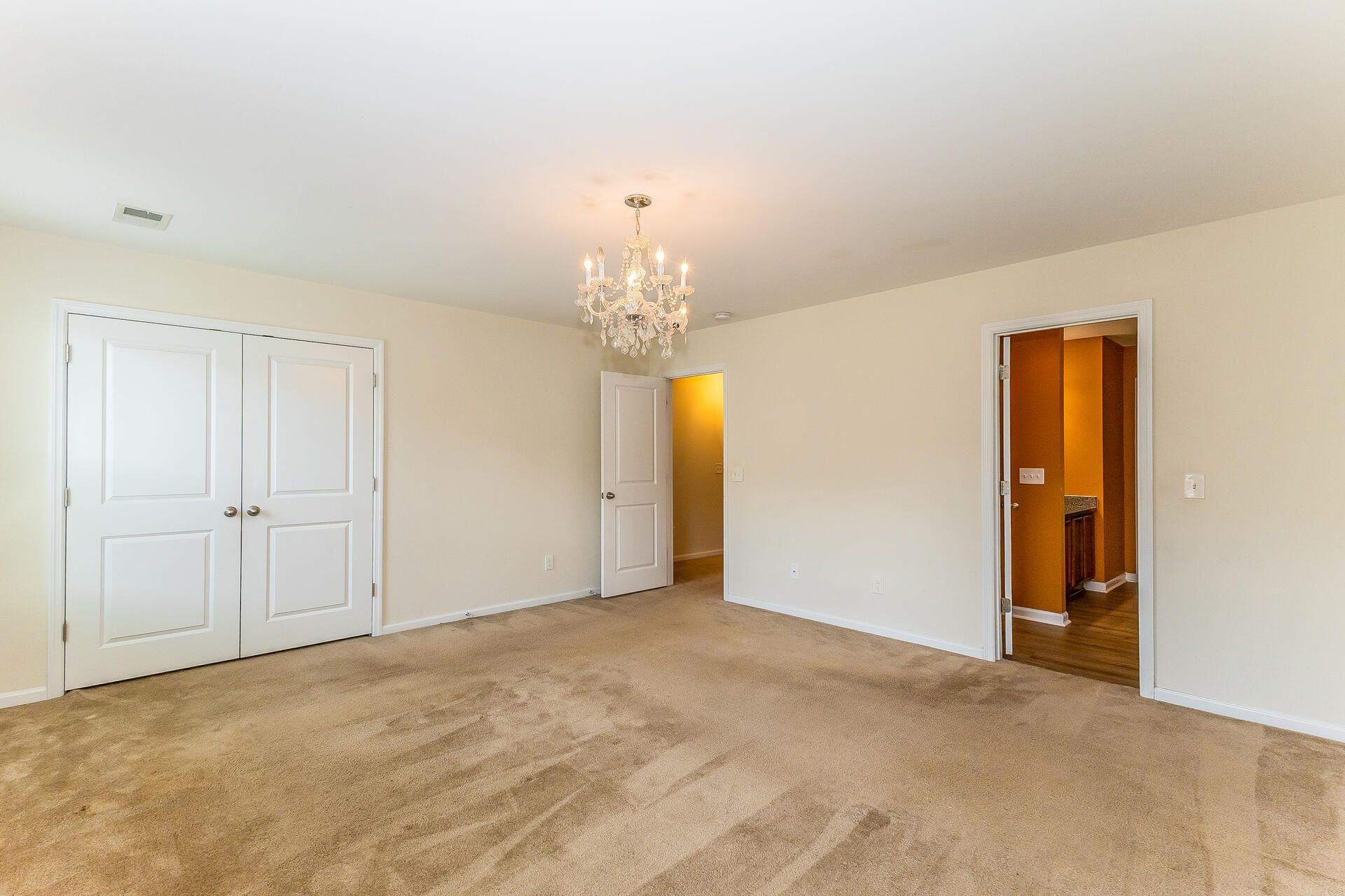380 Flyway Road Photo 5