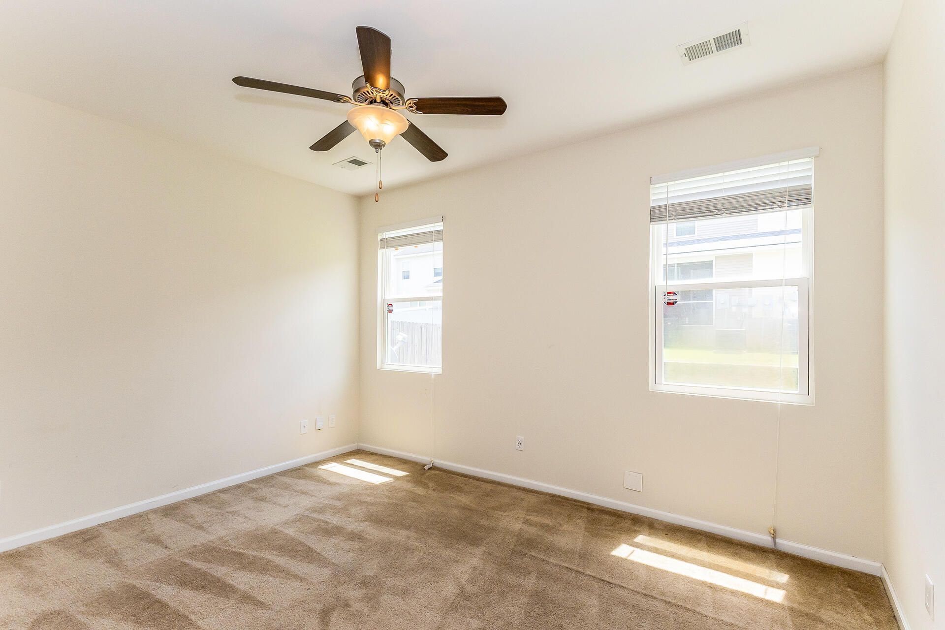 380 Flyway Road Photo 9