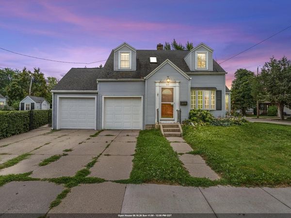 615 W BENT AVENUE, Oshkosh, WI 54901