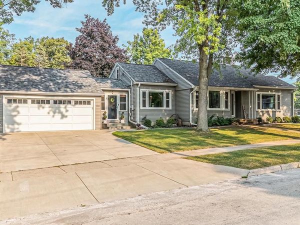 200 IDLEWILD STREET, Kaukauna, WI 54130