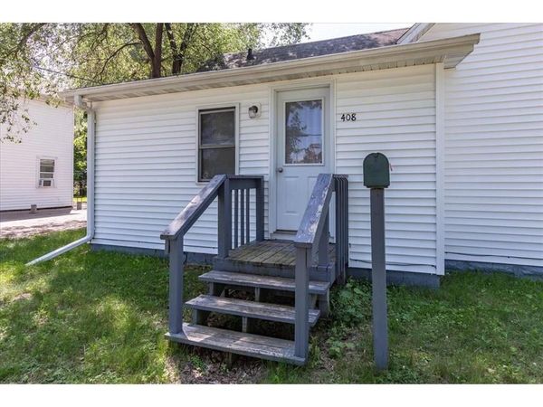 408 18th Avenue, Menomonie, WI 54751