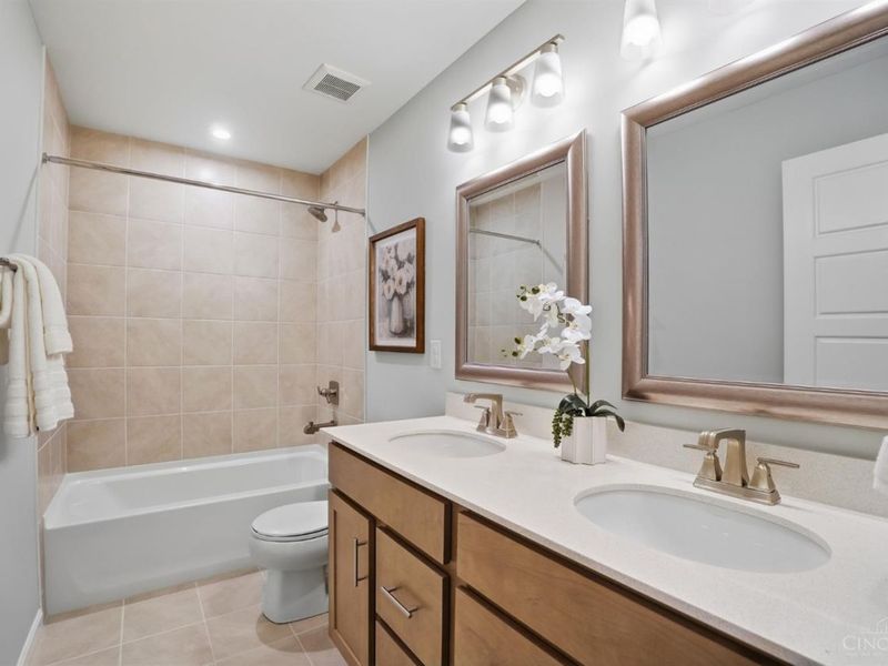8050 Duke Boulevard, Deerfield Township, OH 45040 Photo 32