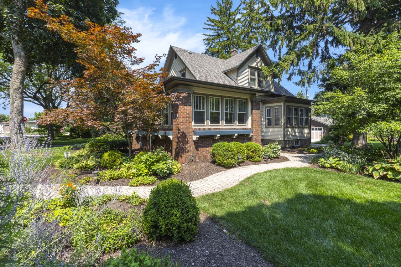 511 N Evergreen Avenue, Arlington Heights, IL 60004 Main Photo