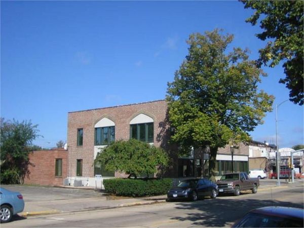 2320 N 2nd Street , Clinton, IA 52732