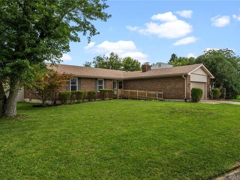 6560 Semley Court, Dayton, OH 45415 Photo 3