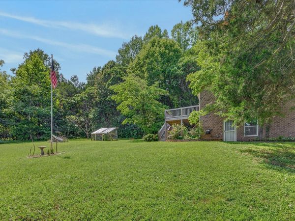 4036 Vernon Creek Rd, Cunningham, TN 37052