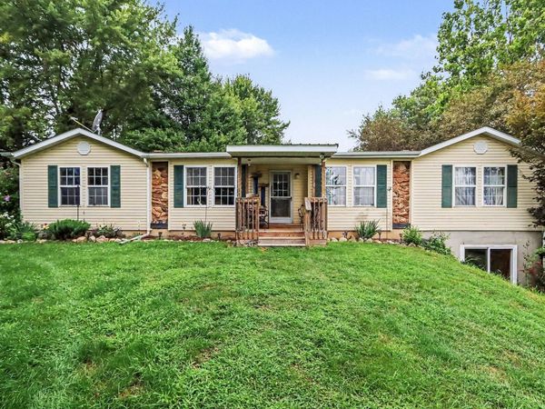 24070 J Drive N, Albion, MI 49224