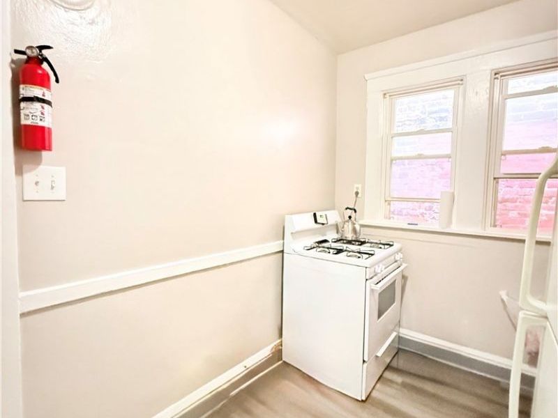12722 Lorain Avenue, Cleveland, OH 44111 Photo 10