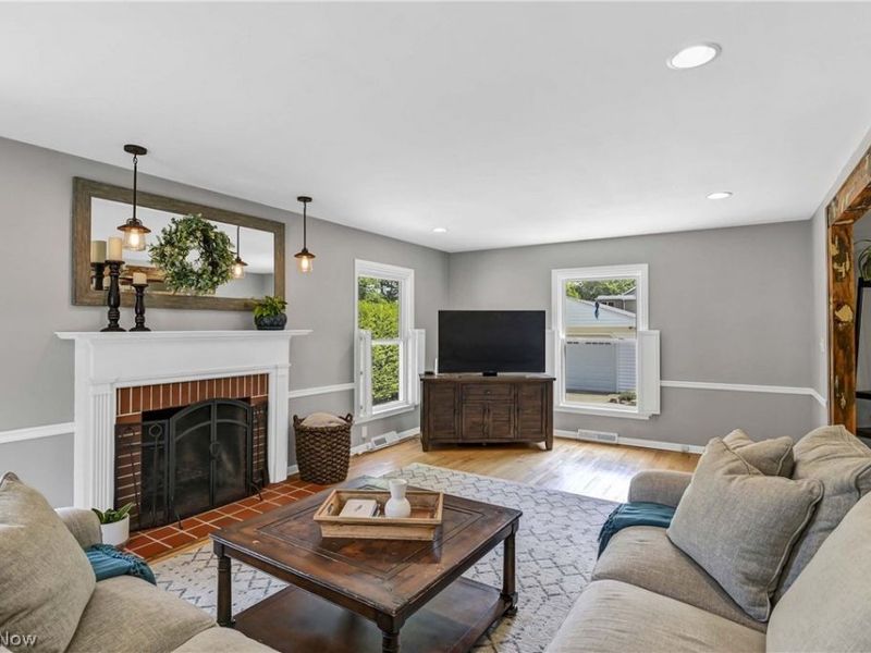 1705 Southbend Drive, Rocky River, OH 44116 Photo 2