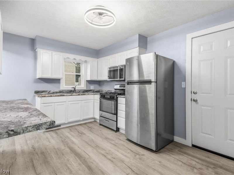 1534 Norwood Place NW, Canton, OH 44709 Photo 7