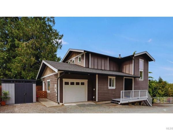 1848 Norbury Rd, Shawnigan Lake, BC V8H 3B4