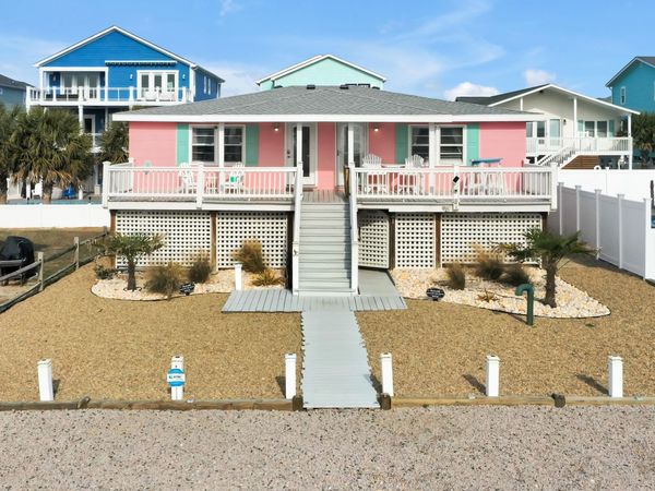 166 Ocean Boulevard W, Holden Beach, NC 28462