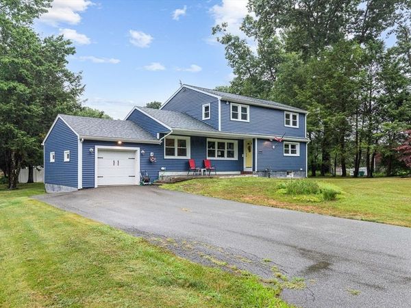 3 Grant Rd, Easton, MA 02375