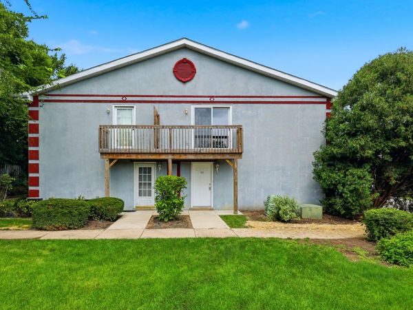 1141 Greenwood Circle , Unit 7F, Woodstock, IL 60098