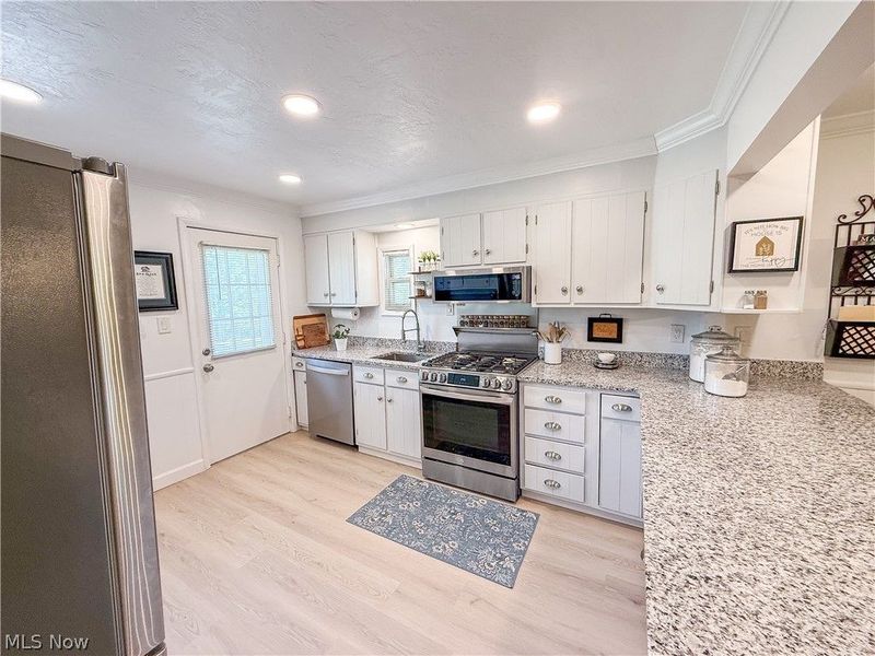 13307 Market Street, North Lima, OH 44452 Photo 6