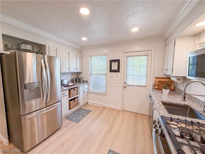 13307 Market Street, North Lima, OH 44452 Photo 8