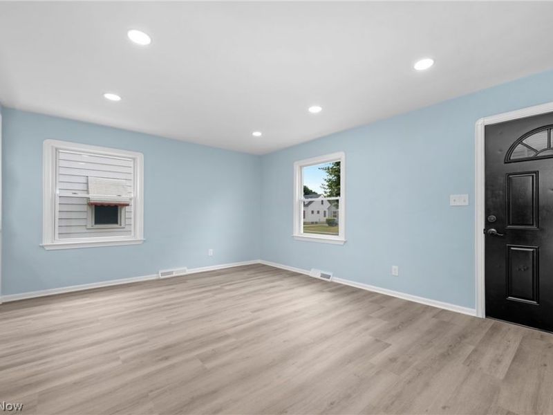 12416 Mortimer Avenue, Cleveland, OH 44111 Photo 15