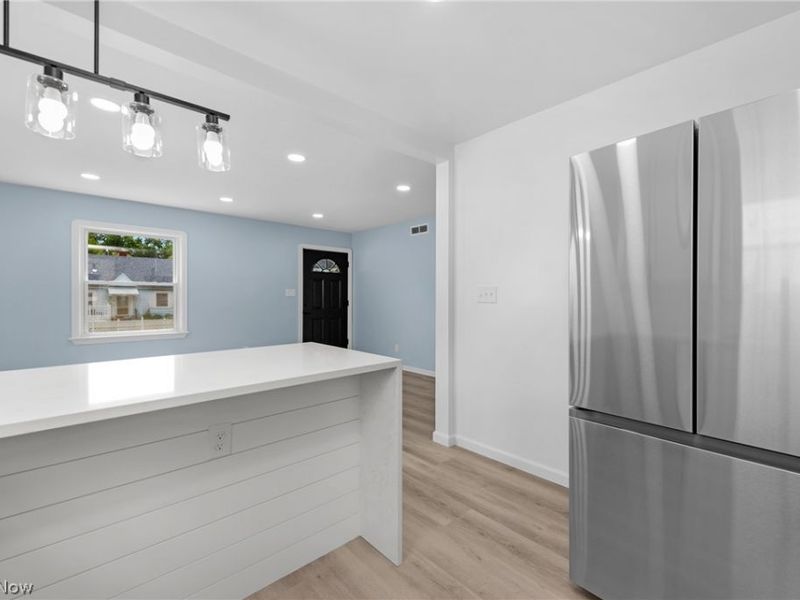 12416 Mortimer Avenue, Cleveland, OH 44111 Photo 22