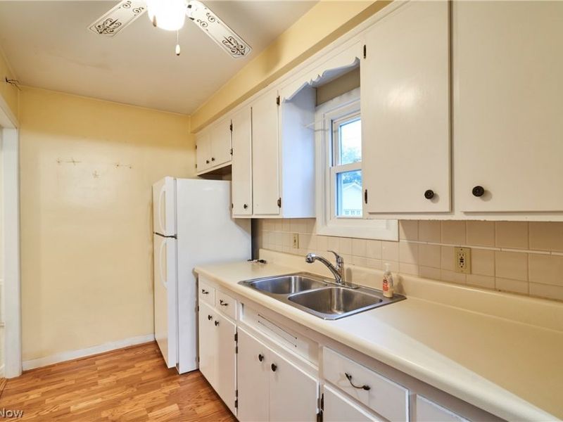 29632 Fairway Boulevard, Willowick, OH 44095 Photo 16