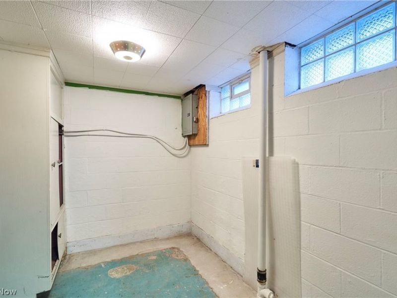 29632 Fairway Boulevard, Willowick, OH 44095 Photo 18