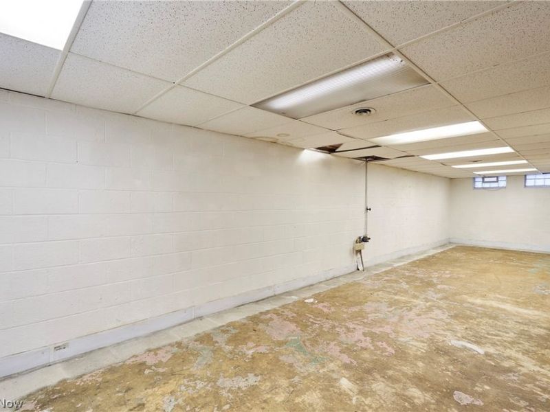 29632 Fairway Boulevard, Willowick, OH 44095 Photo 20