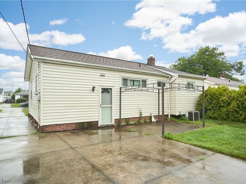 29632 Fairway Boulevard, Willowick, OH 44095 Photo 26