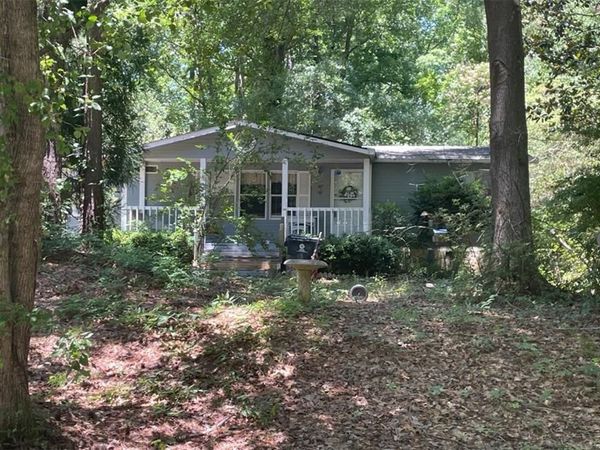 19 Peachtree Lake Drive, Sharpsburg, GA 30277