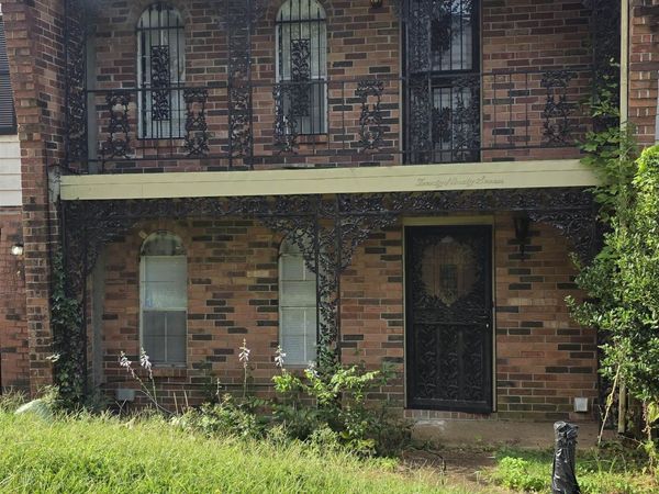 2097 WOODEN HEART CT, Unit 29, Memphis, TN 38116