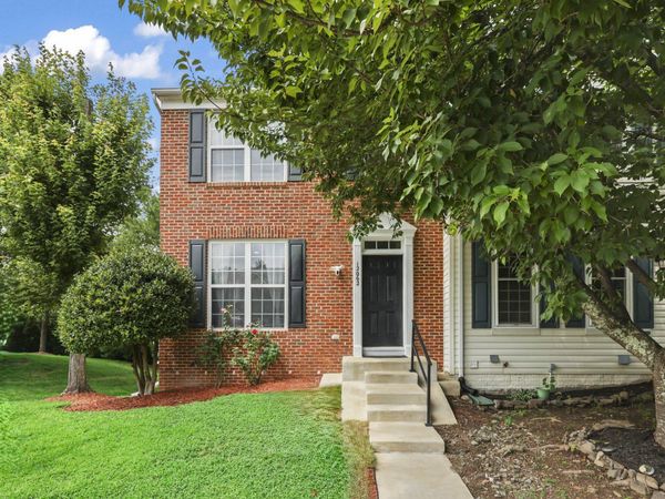 12062 ELLIOTS OAK PLACE, BRISTOW, VA 20136