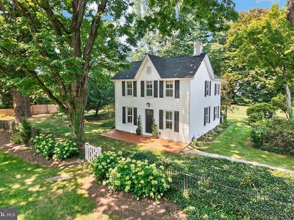 923 W KING ROAD, MALVERN, PA 19355