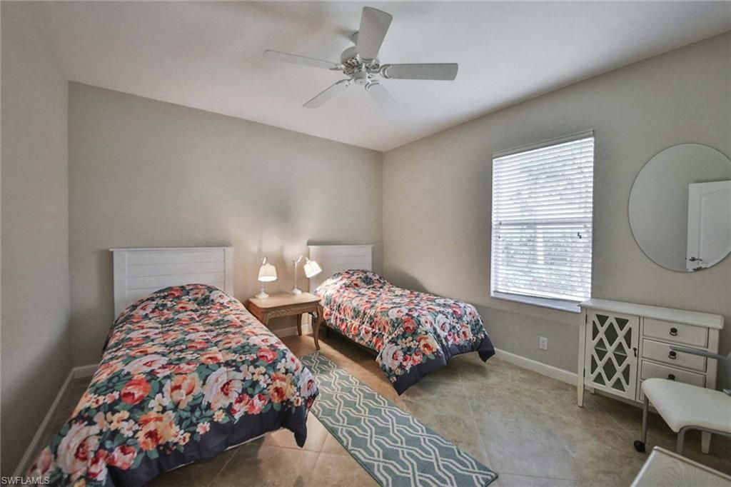 526 Lake Louise Cir, Unit 4-403, Naples, FL 34110 Photo