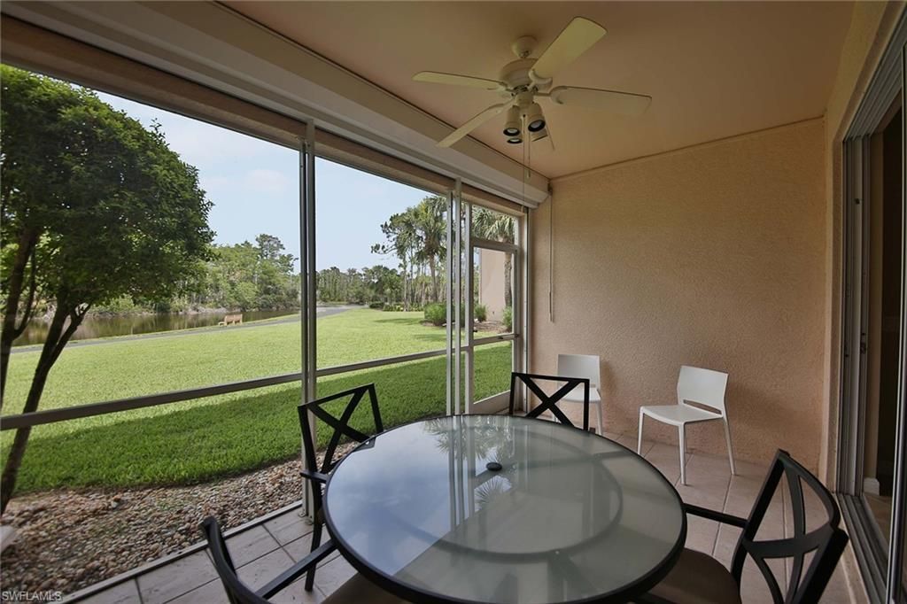 526 Lake Louise Cir, Unit 4-403, Naples, FL 34110 Photo