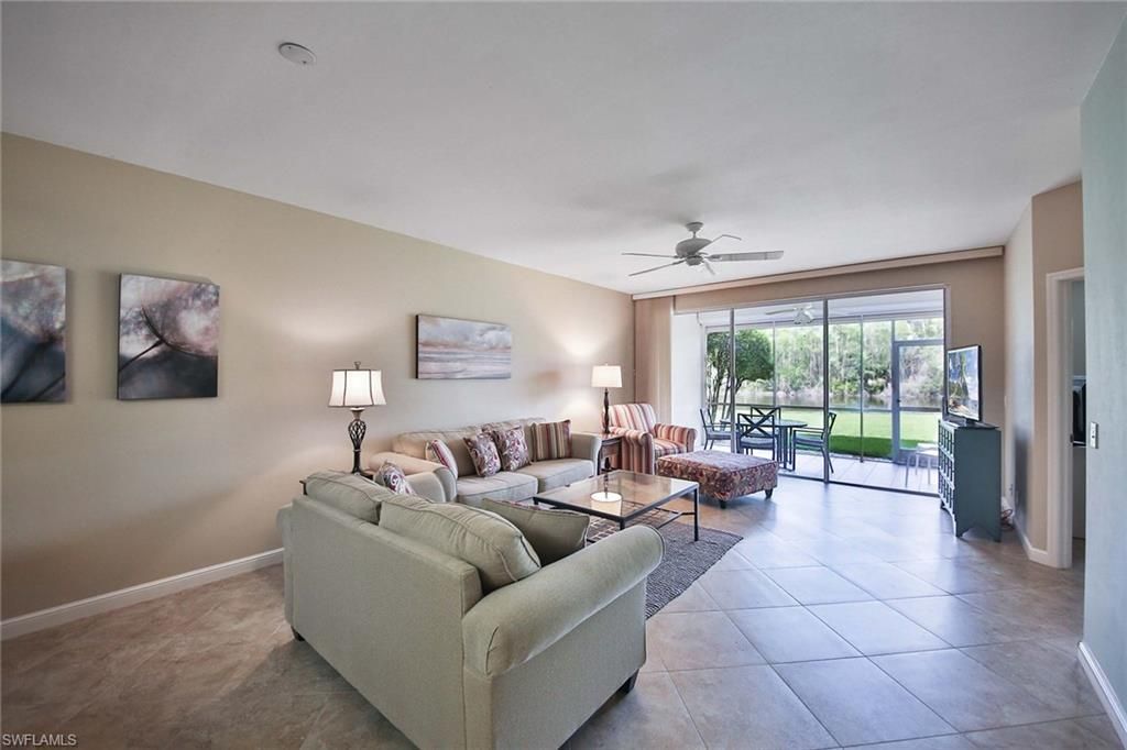 526 Lake Louise Cir, Unit 4-403, Naples, FL 34110 Photo