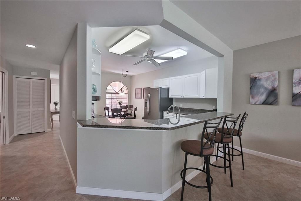 526 Lake Louise Cir, Unit 4-403, Naples, FL 34110 Photo