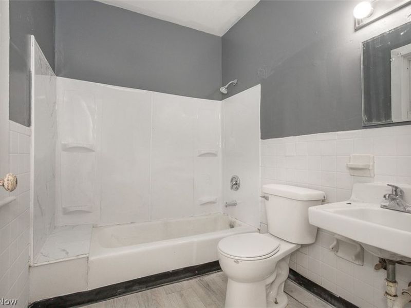 5817 Prosser Avenue, Cleveland, OH 44103 Photo 16