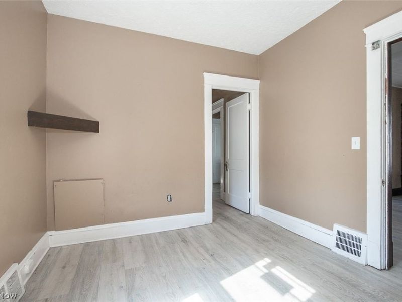 3976 E 71st Street, Cleveland, OH 44105 Photo 22