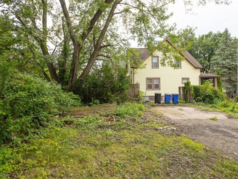 3976 E 71st Street, Cleveland, OH 44105 Photo 3
