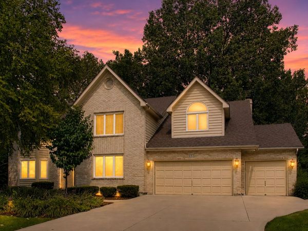 933 Spindletree Avenue , Naperville, IL 60565