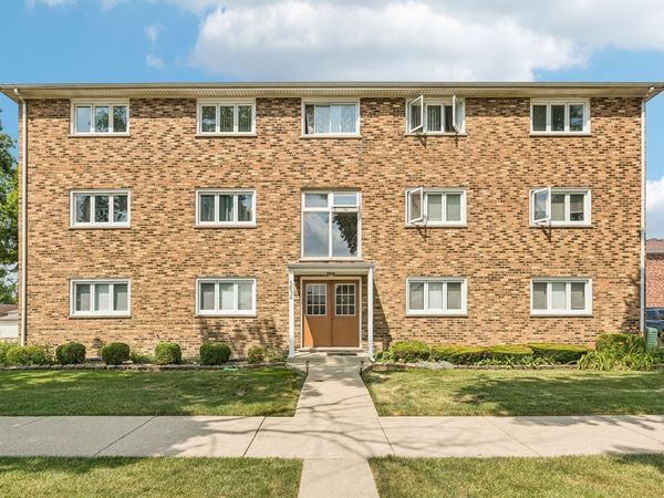 5834 W 77TH Street , Unit 102, Burbank, IL 60459