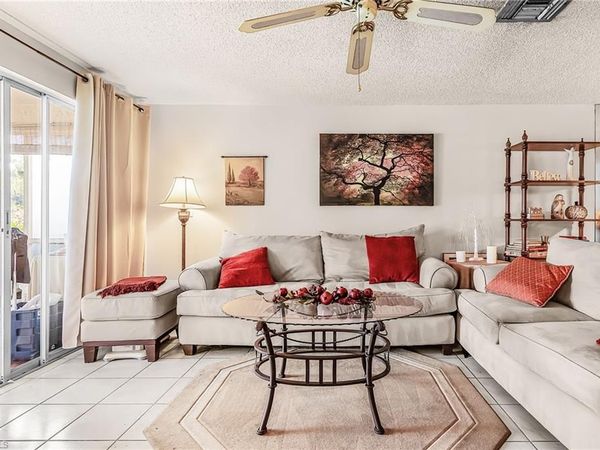 5579 Rattlesnake Hammock RD , Unit B9, NAPLES, FL 34113
