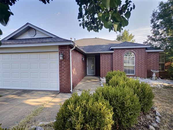 10916 E 118th Court North , Collinsville, OK 74021