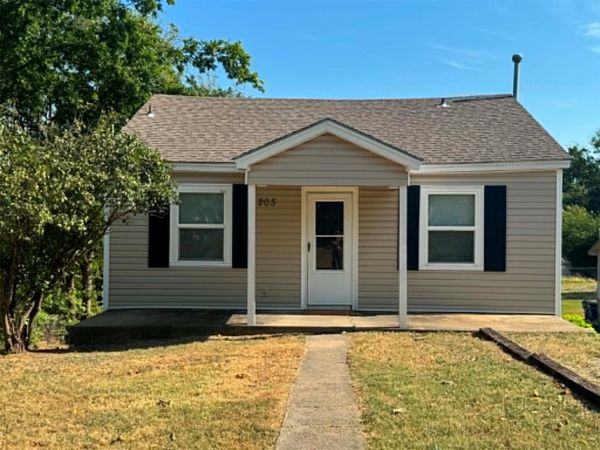 205 E Harrison , McAlester, OK 74501