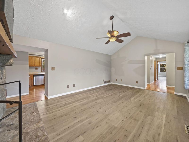 4384 Leppert Road, Hilliard, OH 43026 Photo 13