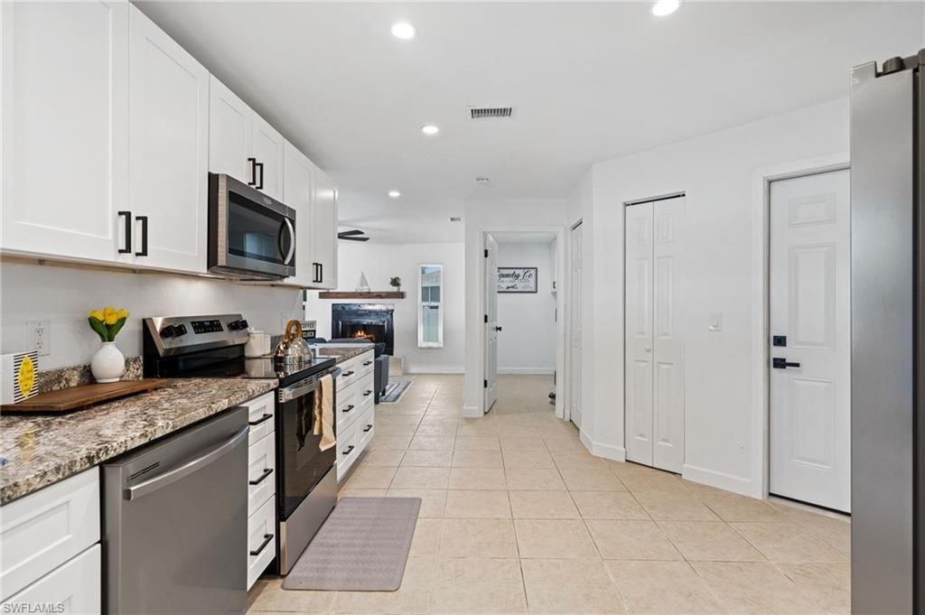 6060 Macbeth Ln, Fort Myers, FL 33908 Photo