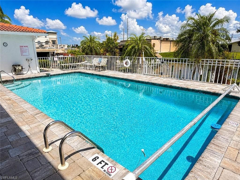 1615 SE 46th Ln , Unit 202, Cape Coral, FL 33904 Photo